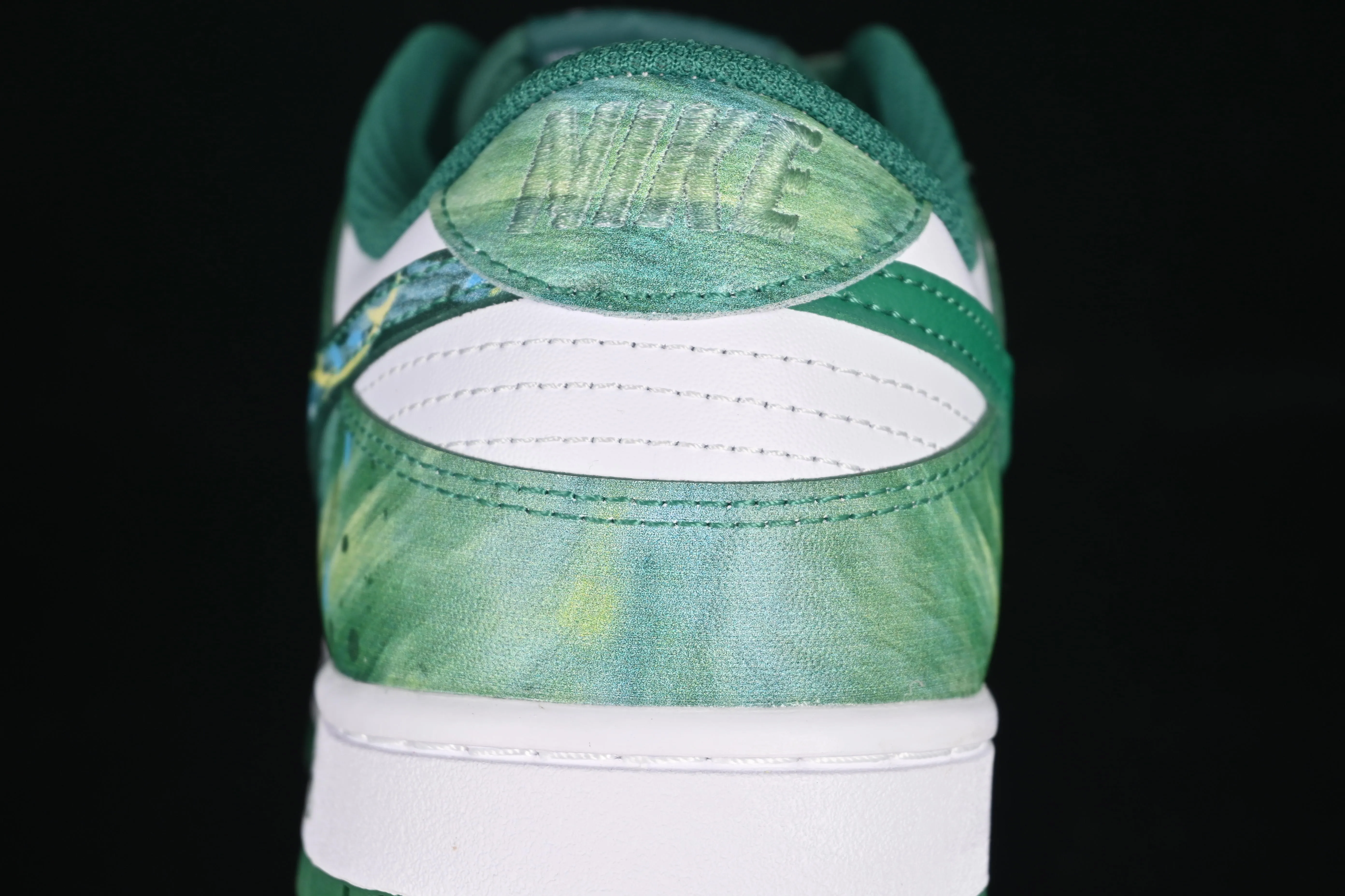 All categories Nk SB Dunk Series Nk SB Dunk Low High-end customized low-top sneakers Nike SB Dunk Low Blazing Blue Fairy low-top casual sneakers HF5441-101
